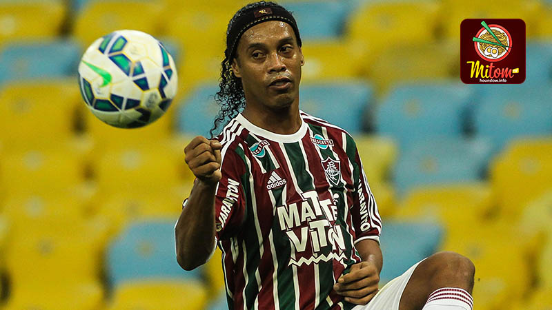 Ronaldinho trải qua những ngày cuối của sự nghiệp tại CLB Fluminense